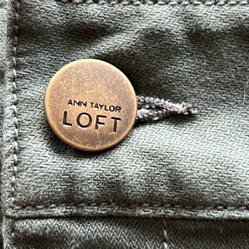 NWT! Ann Taylor Loft Utility Skirt - Picture 3 of 5